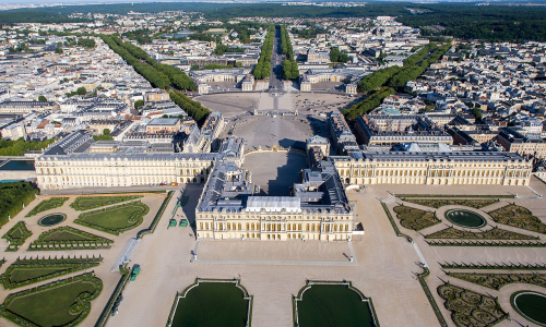 VERSAILLES